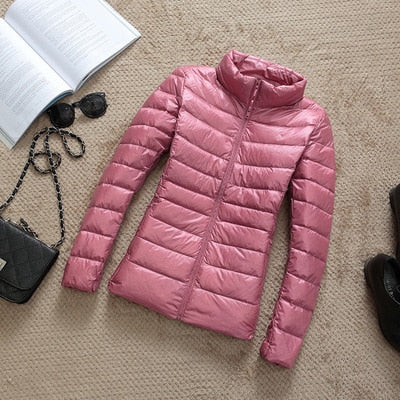 Kerstin | Damen Modische Glänzende Kurze Winterjacke