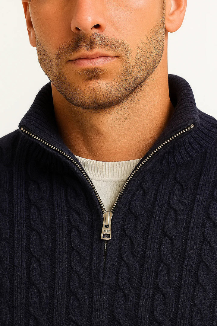 Konrad | Herren Frühlings Strickpullover mit Zopfmuster und Reißverschluss am Kragen