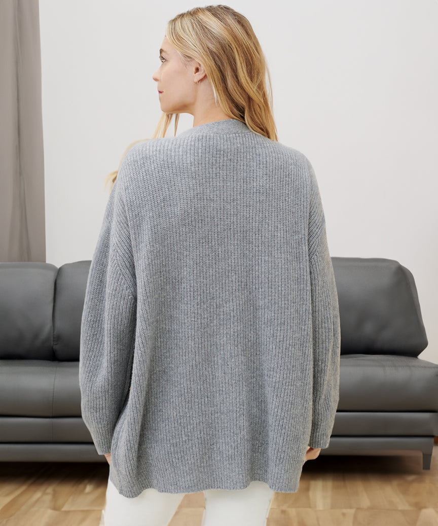 Johanna | Damen Oversized Strickjacke mit Knöpfen