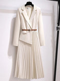 Emilia | Damen Blazer-Style Midi-Kleid mit Plisseerock und Gürtel