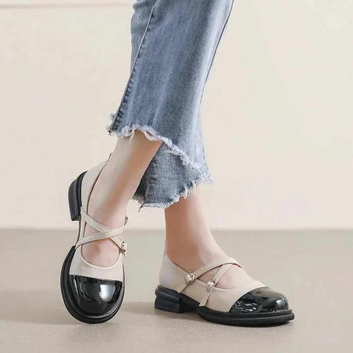 Damen Mary-Jane-Schuhe mit Doppelriemen und Lack-Zehenkappe